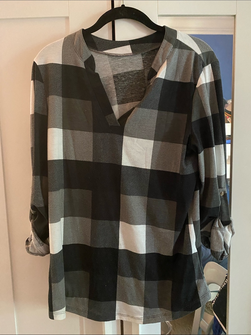 Women's Black & Gray Plaid V-Neck Roll-Sleeve Top
